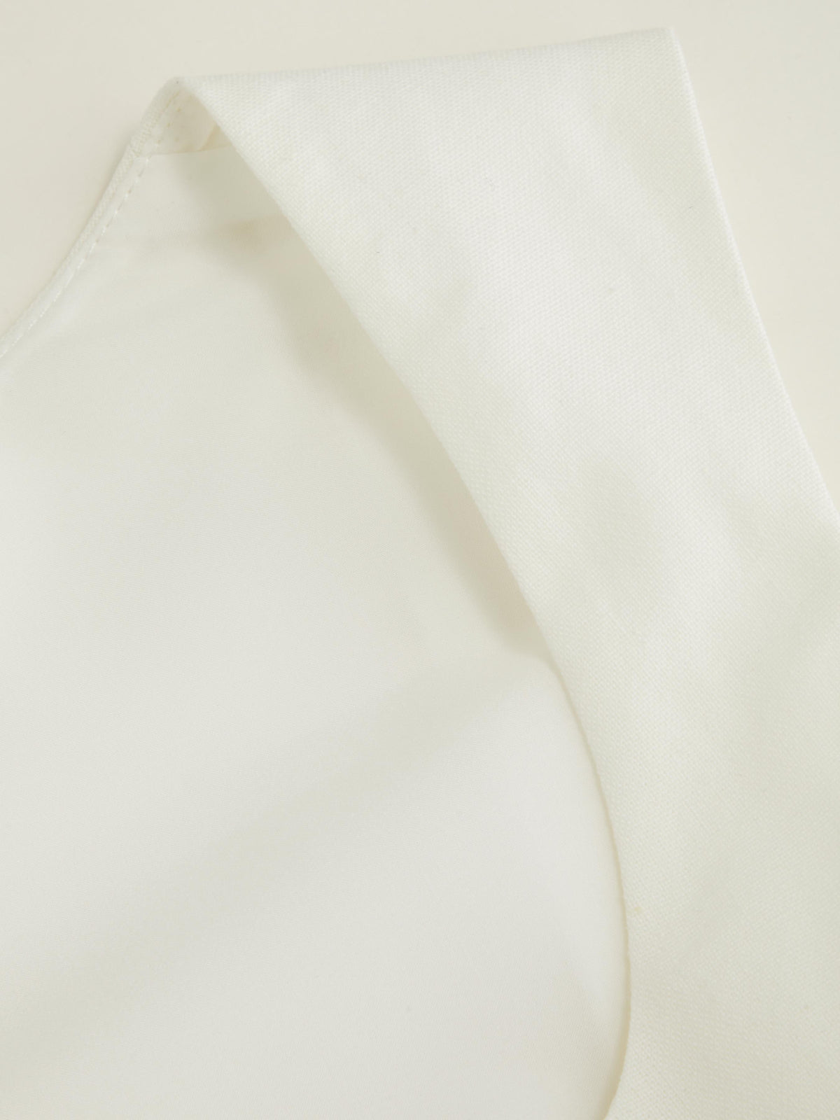 Vestido midi de mezcla de lino con cuello cuadrado y volante