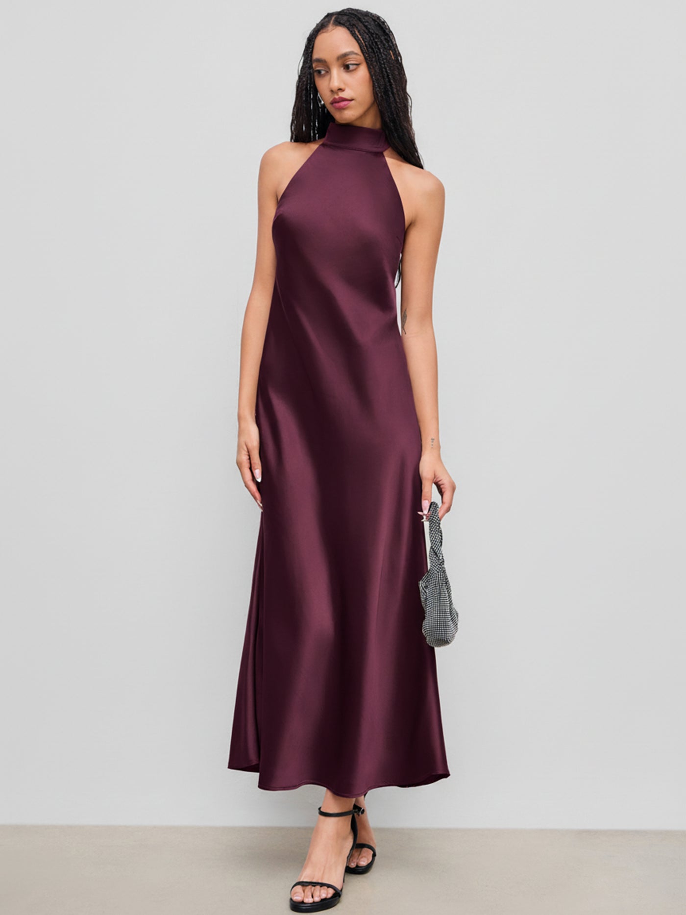 Vestido maxi satinado halter con espalda descubierta - Burdeos - imagen 2