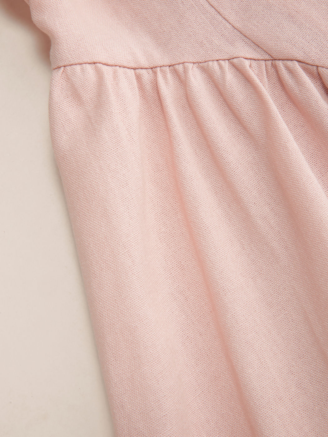 Vestido largo evasé con cuello en U, volantes y lazada - Rosa