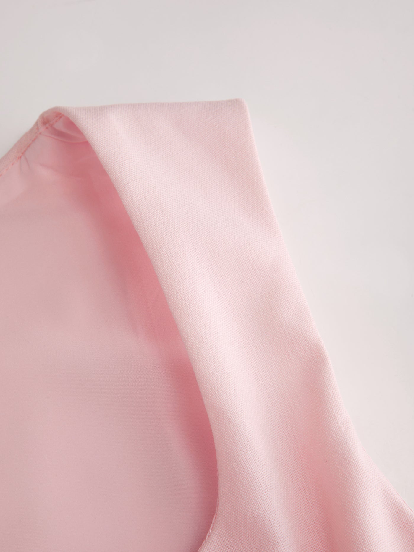 Vestido midi de mezcla de lino con cuello cuadrado y volante