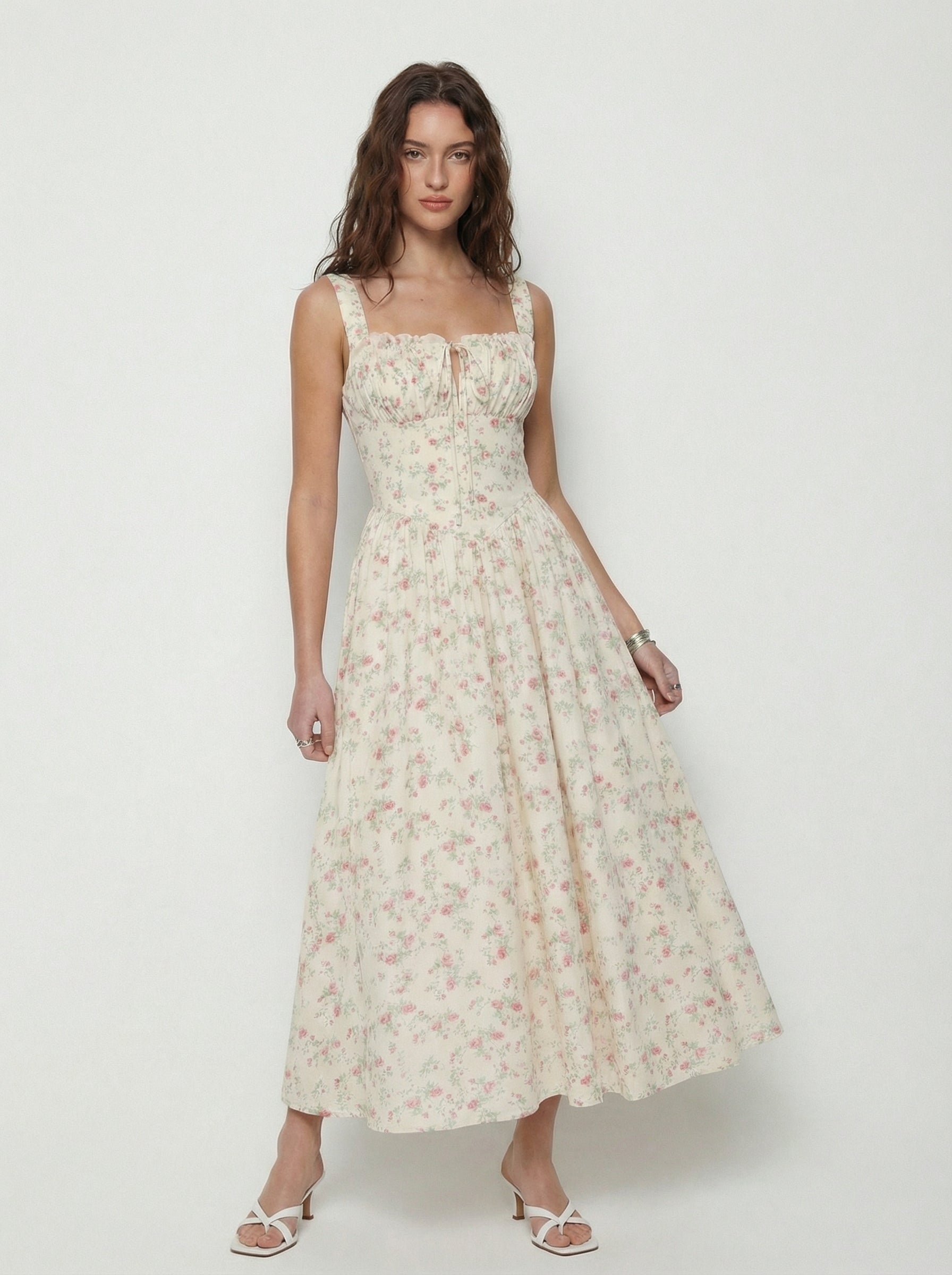 Vestido midi floral de mezcla de algodón con cuello cuadrado, lazada y fruncido - Crema